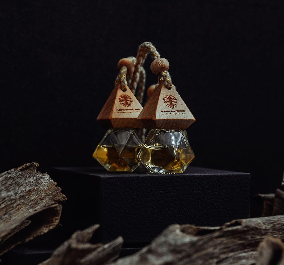 Trầm hương ô tô